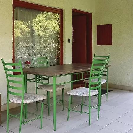 Three-bedroom In Апартаменты *
